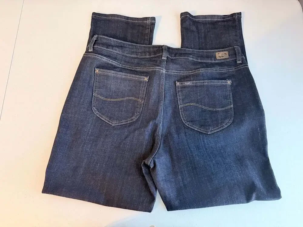 Lee Women's Regular Fit Straight Leg Mid Rise Jeans Dark Wash Size 18 Short  KD